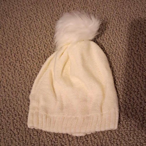 White knit beanie - white, pom-pom